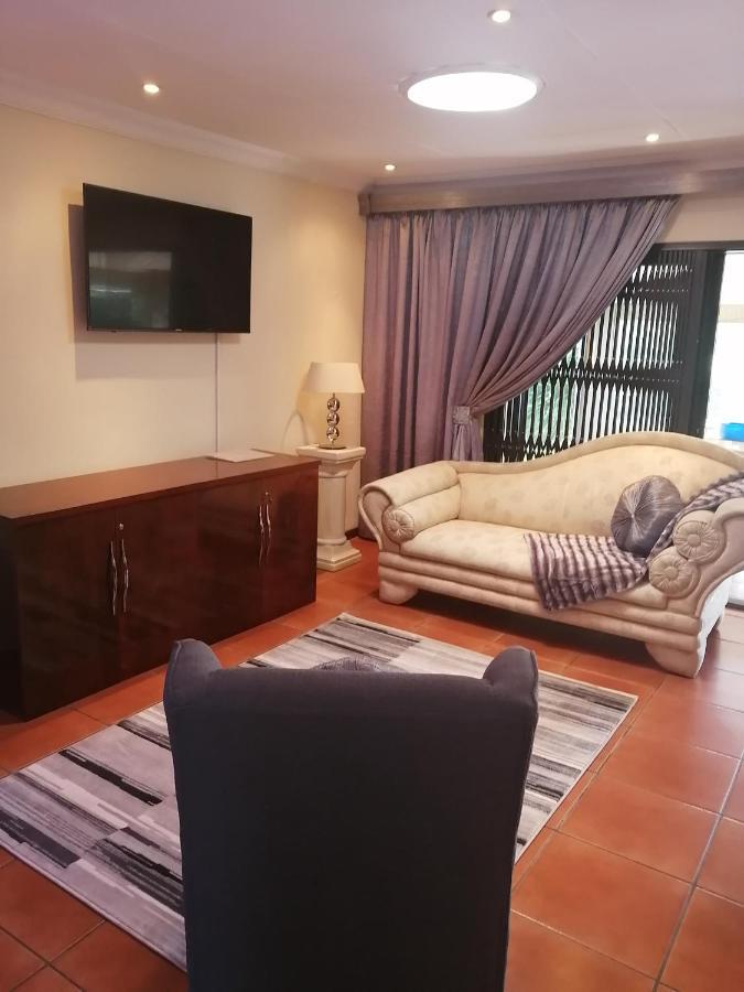 The Pheasant Apartamento Boksburg Exterior foto